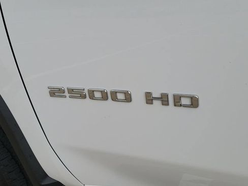 Used 2025 Chevrolet Silverado 2500 LT w/ Convenience Package AWD/4WD image 10
