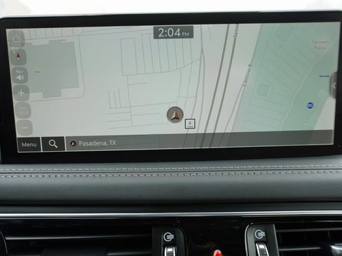 Used 2023 Genesis G70 2.0T image 10