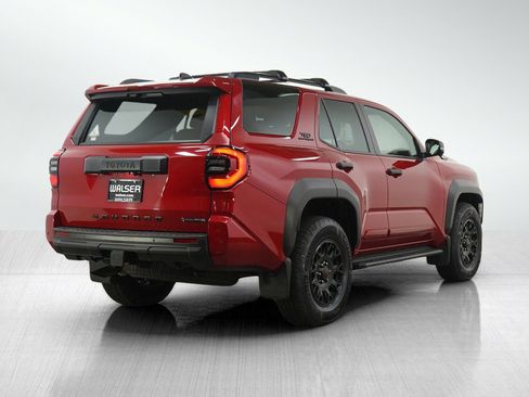 Used 2025 Toyota 4Runner TRD Off-Road Premium AWD/4WD image 7
