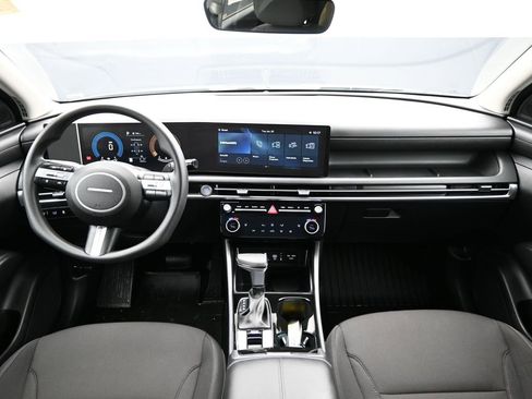 Certified 2025 Hyundai Tucson SEL image 12