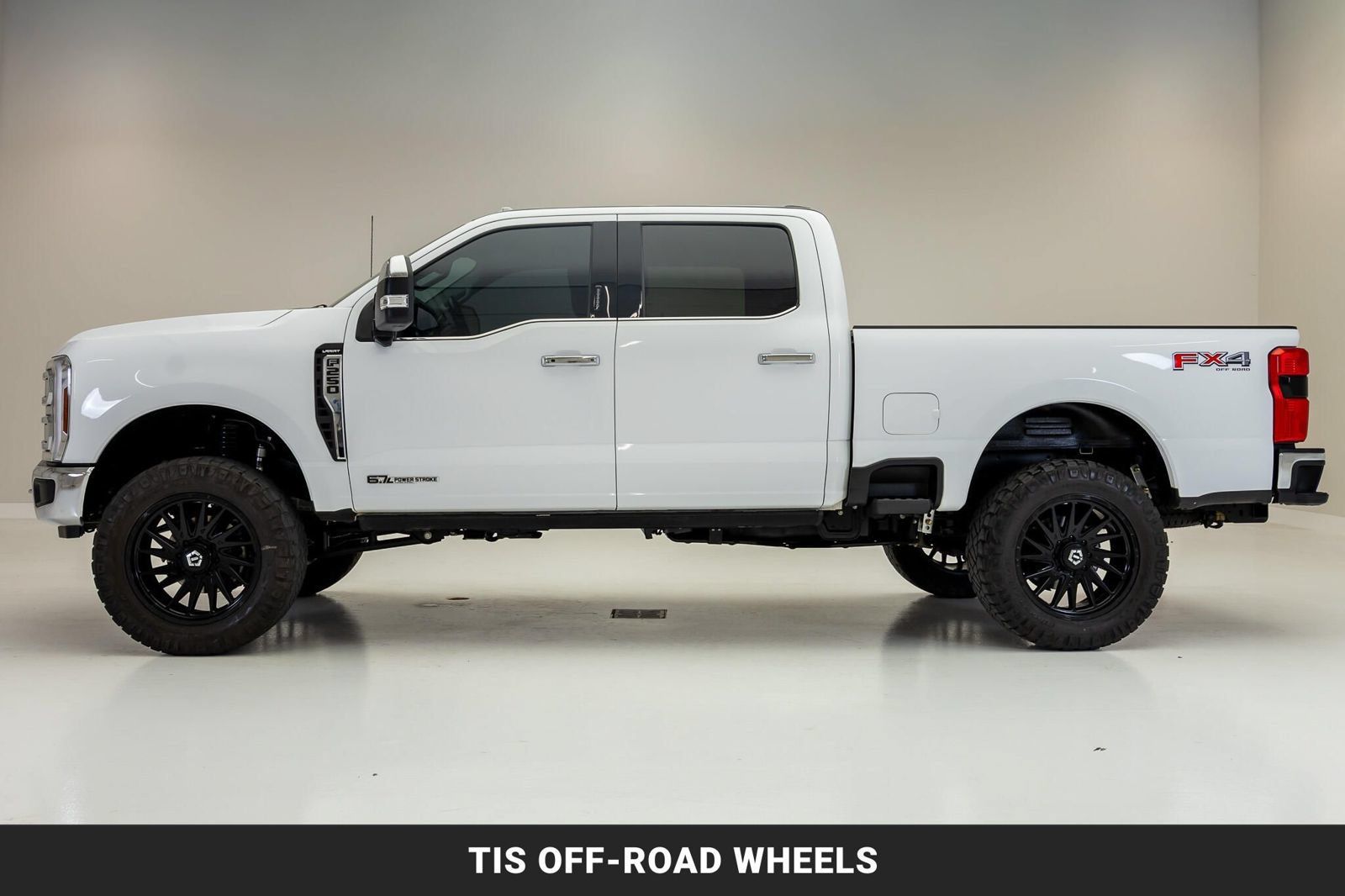 Used 2024 Ford F250 Lariat w/ Chrome Package AWD/4WD image 5