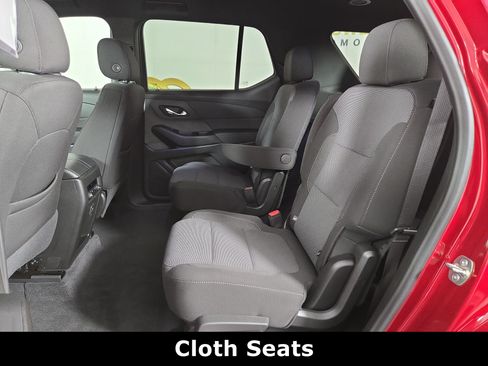 Certified 2023 Chevrolet Traverse LT FWD image 12
