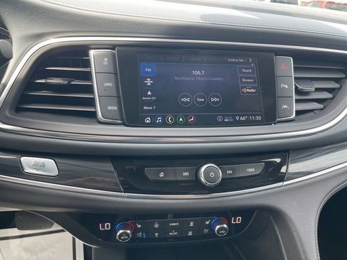 Used 2020 Buick Enclave Premium w/ Sun and Sites Package AWD/4WD image 28