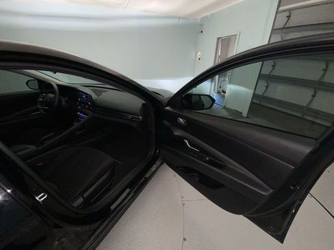 Used 2023 Hyundai Elantra SEL FWD image 23