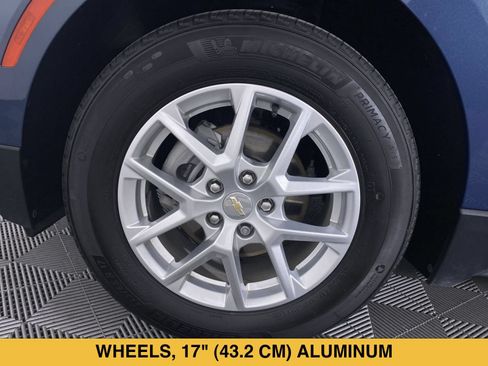 Certified 2024 Chevrolet Equinox LS w/ LS Convenience Package FWD image 14