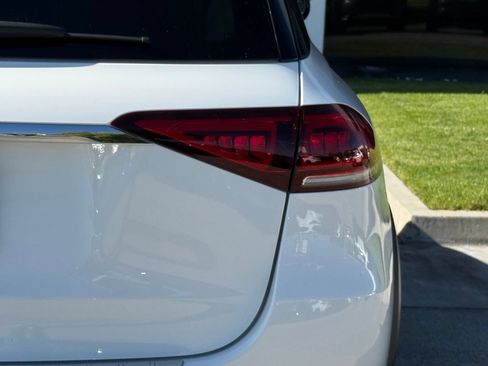 Used 2021 Mercedes-Benz GLE 350 w/ 3rd Row Seat Package image 14