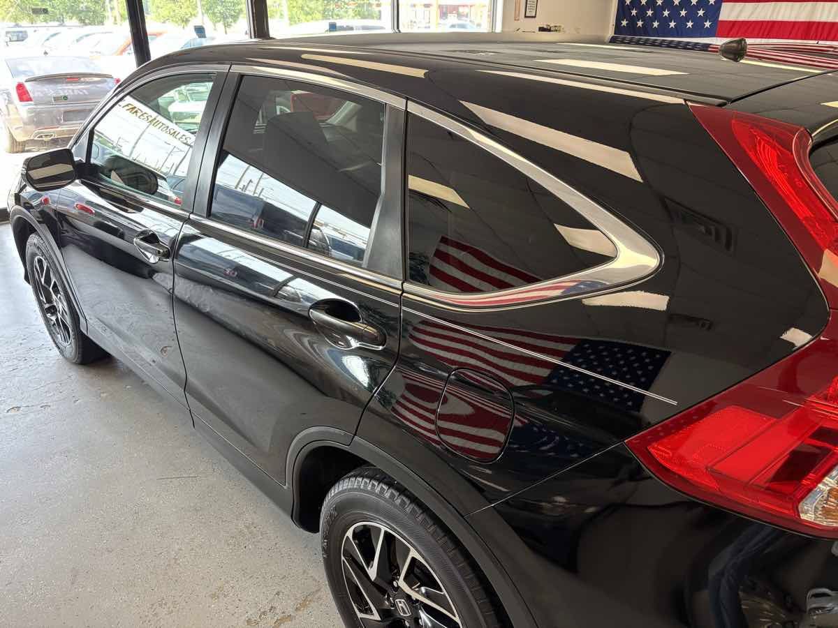 Used 2016 Honda CR-V SE image 11