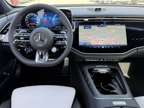 New 2026 Mercedes-Benz E 53 AMG e 4MATIC Sedan image 26