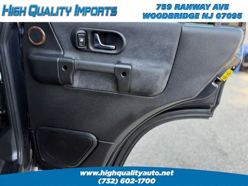 Used 2004 Land Rover Discovery SE AWD/4WD image 47