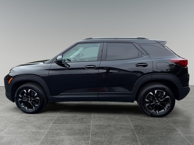 Certified 2023 Chevrolet TrailBlazer LT w/ Convenience Package AWD/4WD image 2