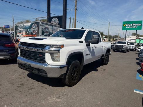 Used 2021 Chevrolet Silverado 2500 LT w/ Z71 Off-Road Package image 2