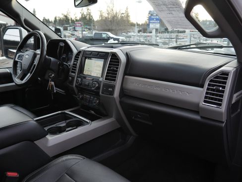 Used 2017 Ford F250 Lariat image 26