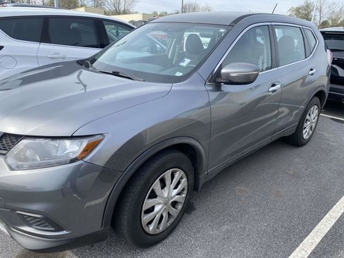 Used 2015 Nissan Rogue S image 10