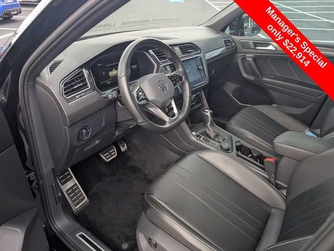 Used 2023 Volkswagen Tiguan SE R-Line AWD/4WD image 13