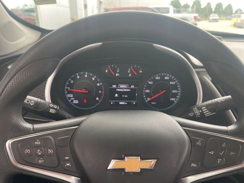 Used 2024 Chevrolet Malibu LT FWD image 11