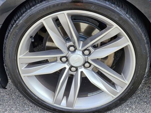 Used 2018 Chevrolet Camaro LT w/ RS Package image 10