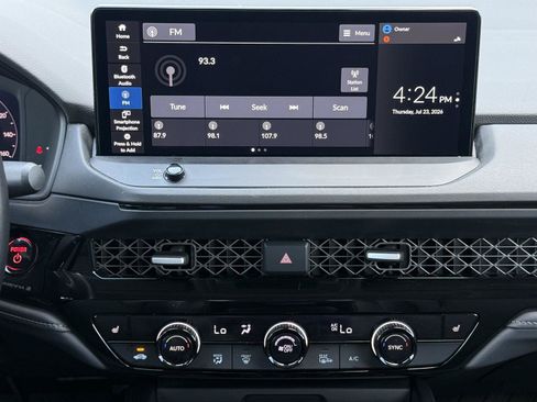 Used 2023 Honda Accord EX-L image 16