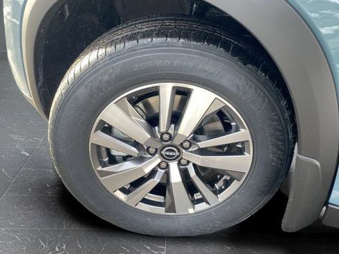 New 2026 Nissan Pathfinder SL image 30