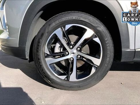 Used 2024 Chevrolet Trax RS w/ Driver Confidence Package image 9