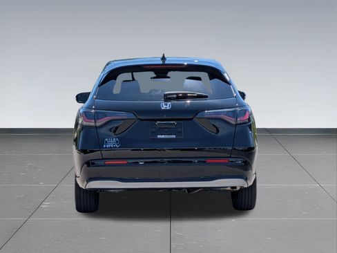 Certified 2024 Honda HR-V EX-L image 4