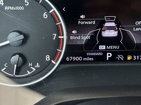 Used 2024 Nissan Rogue S FWD image 28