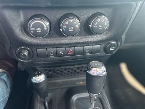 Used 2014 Jeep Wrangler Unlimited Sahara w/ Max Tow Package image 39