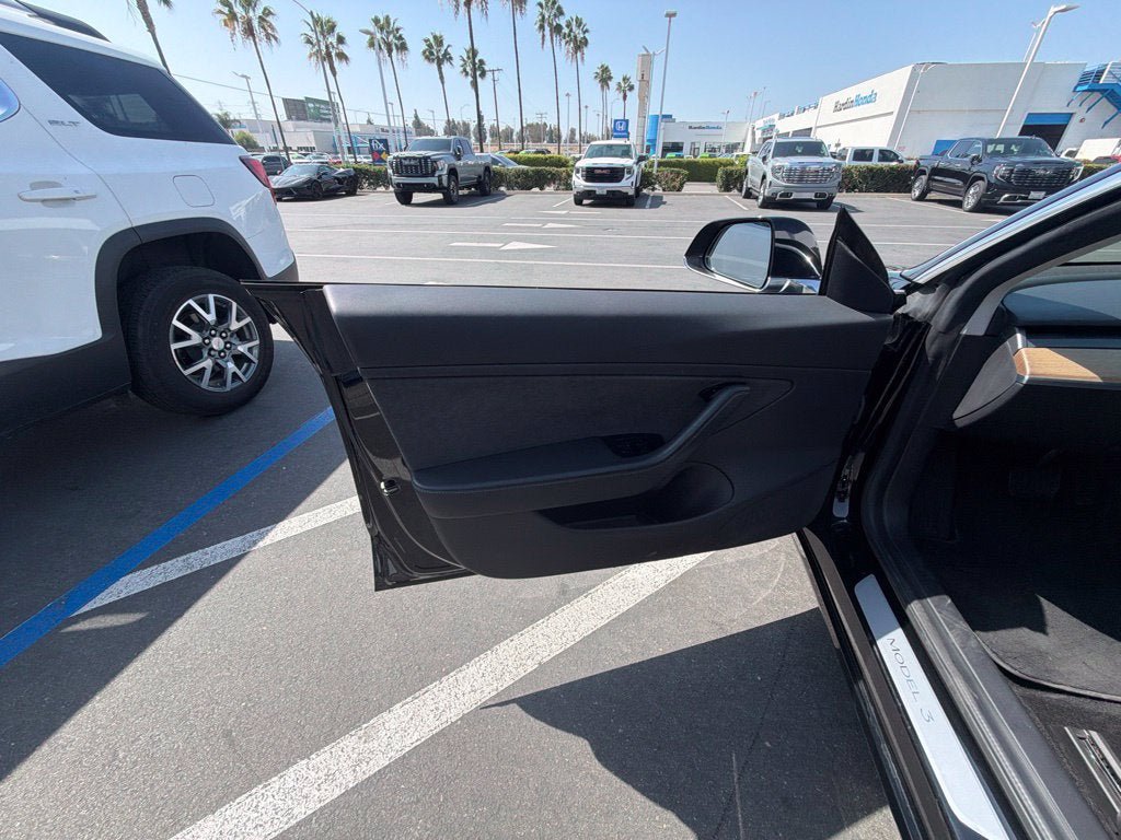 Used 2019 Tesla Model 3 Performance AWD/4WD image 17