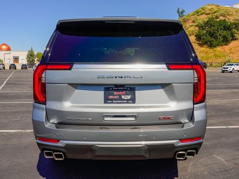 New 2026 GMC Yukon XL Denali w/ Denali Reserve Package AWD/4WD image 8