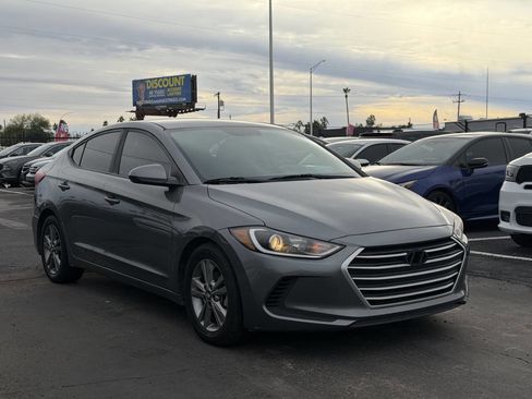 Used 2018 Hyundai Elantra SEL image 15