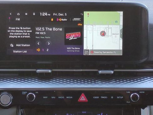 Used 2023 Kia Carnival SX Prestige image 18