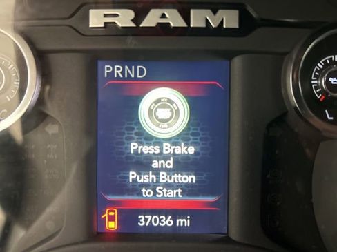 Used 2024 RAM 3500 Big Horn AWD/4WD image 30