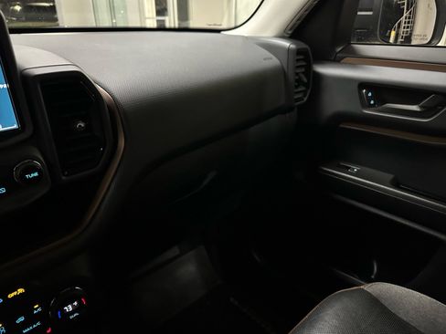 Used 2021 Ford Bronco Sport Outer Banks w/ Outer Banks Package image 36