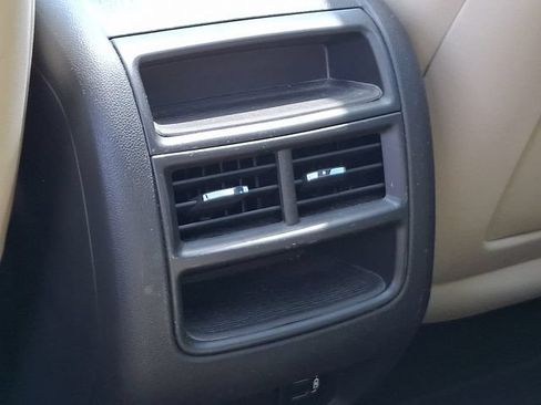Used 2017 Cadillac XT5 Premium Luxury w/ Driver Assist Package FWD image 17