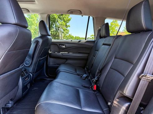 Used 2022 Honda Pilot Special Edition image 18