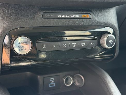 Used 2023 Ford Escape Platinum AWD/4WD image 27
