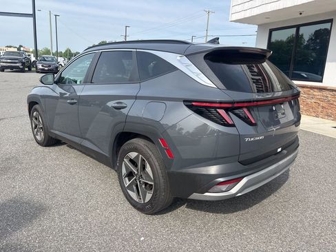 Used 2025 Hyundai Tucson SEL FWD image 6