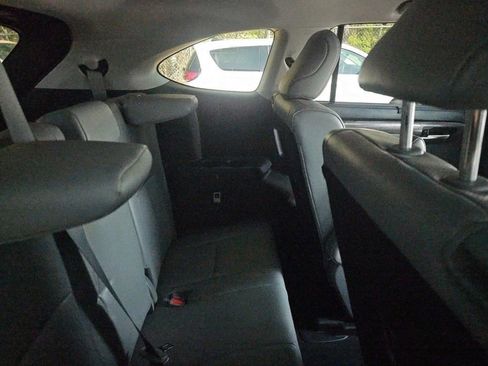 Used 2023 Toyota Highlander Limited image 13