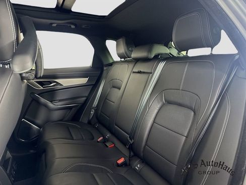 Used 2024 Jaguar F-PACE R-Dynamic S image 27