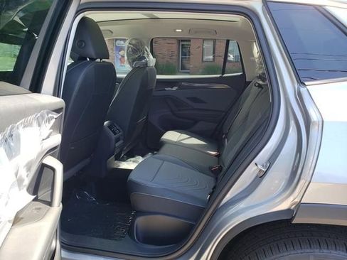 New 2025 Volkswagen Tiguan SE AWD/4WD image 7