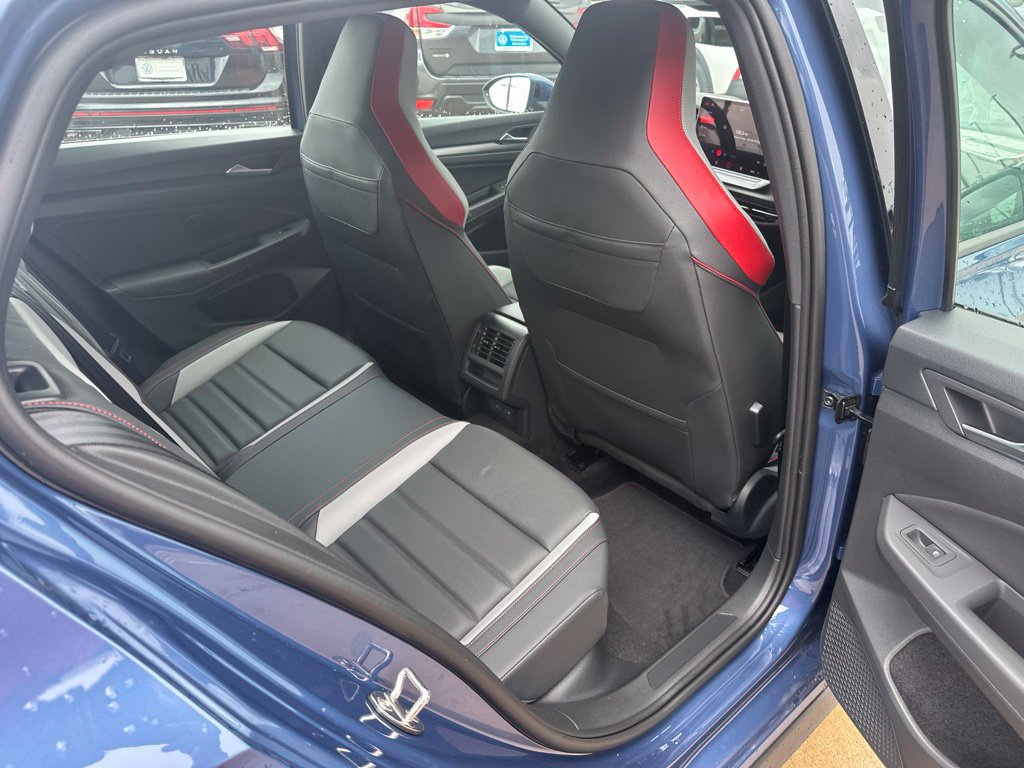 New 2026 Volkswagen GTI SE FWD image 16