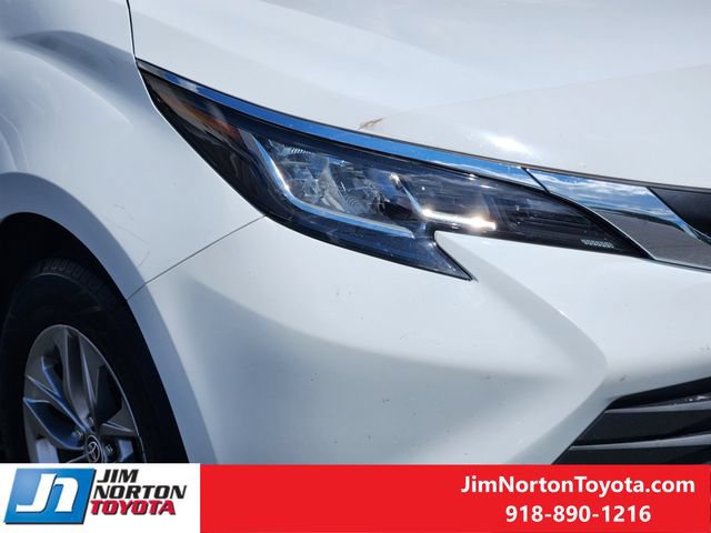 Used 2021 Toyota Sienna LE FWD image 10
