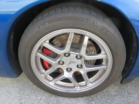 Used 2002 Chevrolet Corvette Z06 w/ Memory Pkg image 5