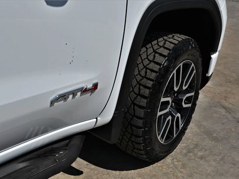 Used 2026 GMC Sierra 1500 AT4 w/ AT4 Premium Package AWD/4WD image 7
