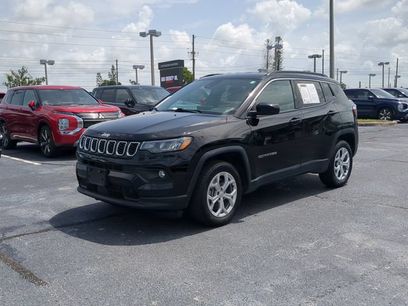 Used 2024 Jeep Compass Latitude