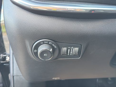 Used 2022 Jeep Compass High Altitude AWD/4WD image 15
