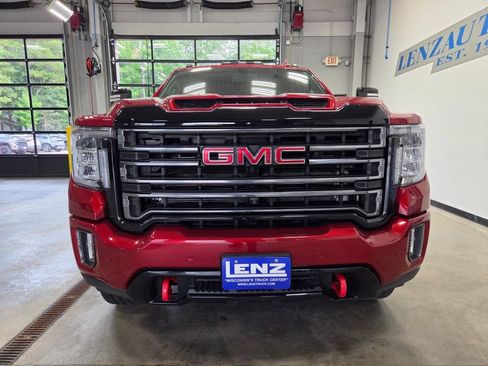 Used 2023 GMC Sierra 2500 AT4 w/ AT4 Preferred Package AWD/4WD image 3