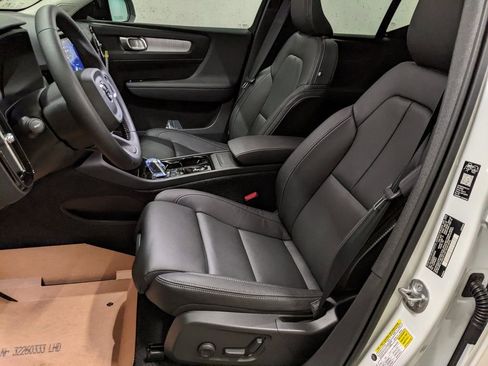 New 2026 Volvo XC40 B5 Plus w/ Protection Package Premier image 11