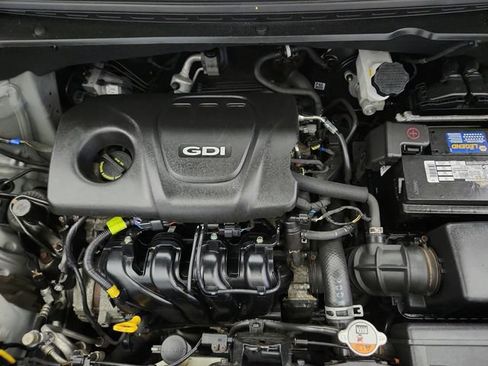 Used 2019 Kia Soul FWD image 28