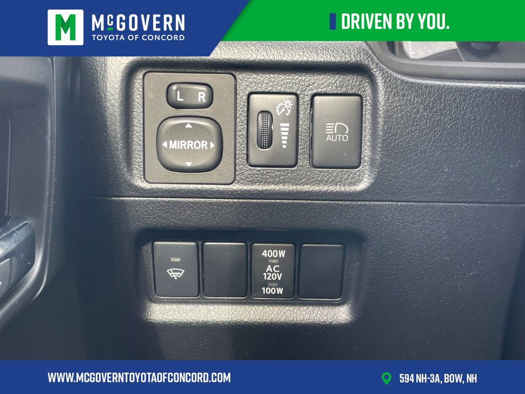 Used 2020 Toyota 4Runner SR5 Premium w/ Moonroof Package AWD/4WD image 27
