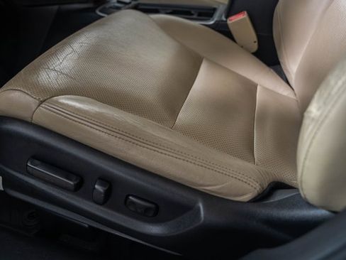 Used 2016 Honda CR-V Touring image 37